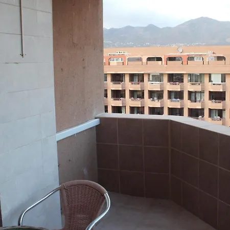 Appartement First Line Palmeras Suites