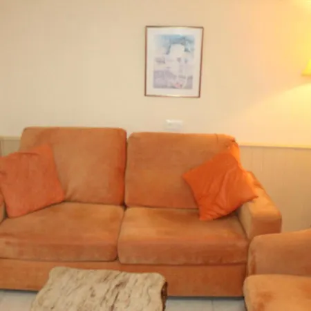 Appartement First Line Palmeras Suites